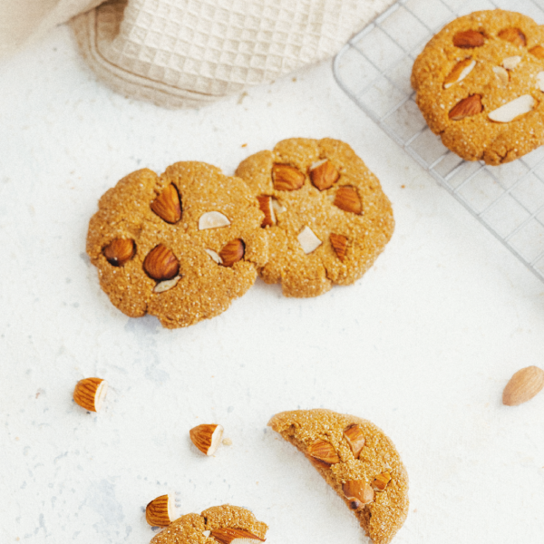 Quinoa Almond Cookies